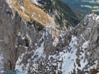 Kraxengrat vom Gipfel, unten noch die 2. Seilschaft