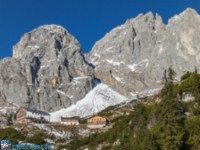 Gruttenhütte vor EllmauerHalt