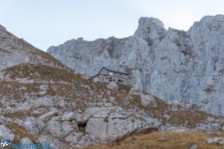 Fritz-Pflaum-Hütte vor Ackerlspitze
