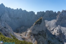 Fritz-Pflaum Hütte, hinten rechts das kleine Törl