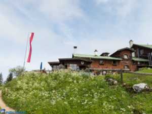 Vorderkaiserfeldenhütte