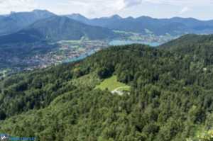 Blick vom Riedersein zur Galaun und zum Tegernsee